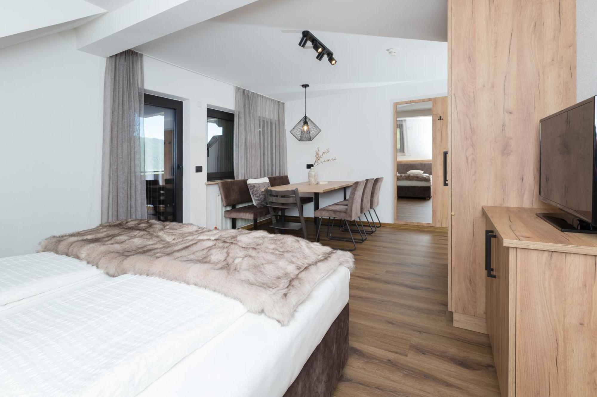 Family Aparthotel Winklwiese Olang Luaran gambar